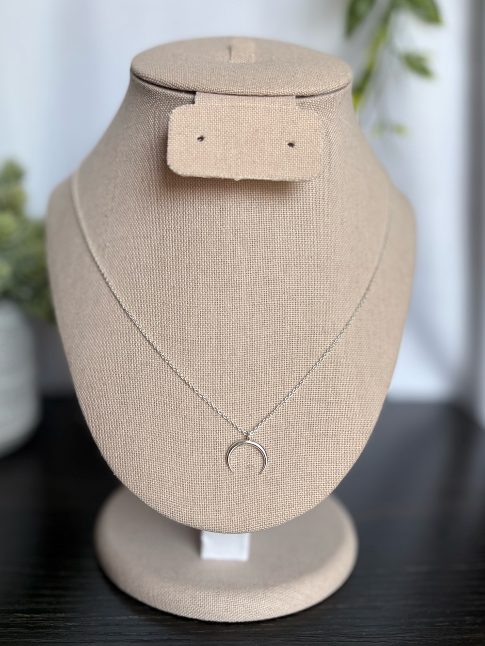 925 Sterling Silver Crescent Moon Horn Pendant Necklace Inverted Horn Charm